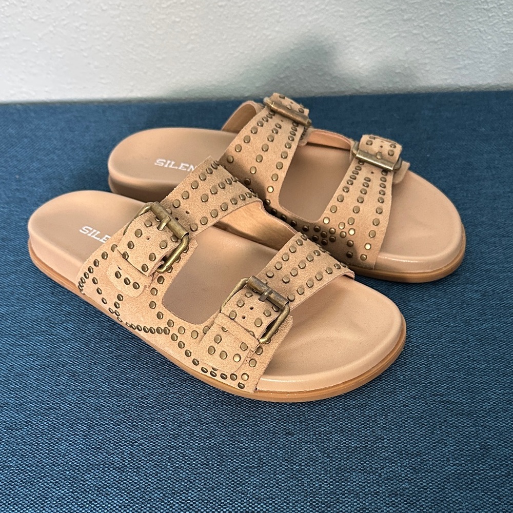 SILENT D anthropologie Studded Tan sand Slide Sandals sz 38 7 / 7.5